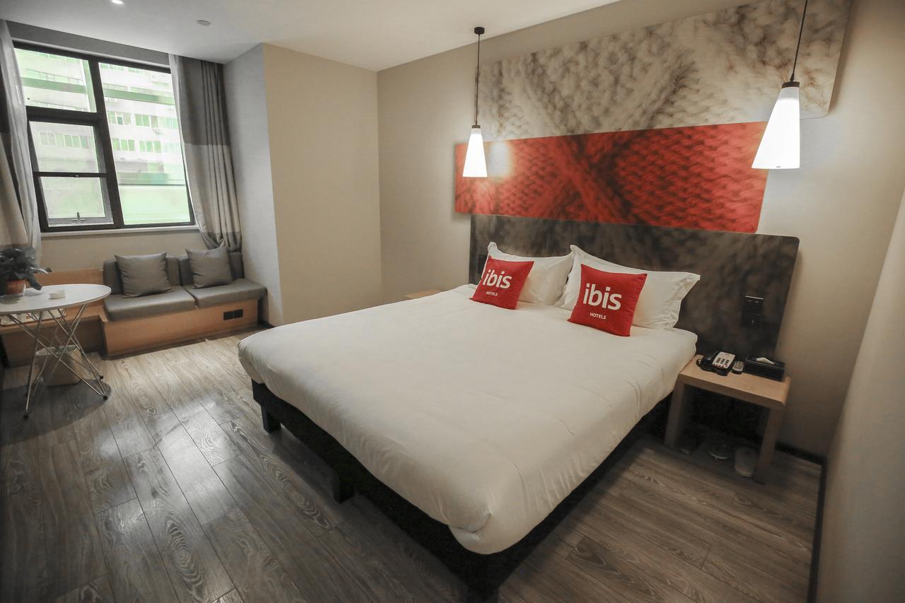 מלון Ibis Lanzhou Wuquan Square מראה חיצוני תמונה